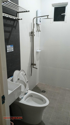 Bathroom 4, LOLITA HEIGHTS HOTEL, Tacloban City
