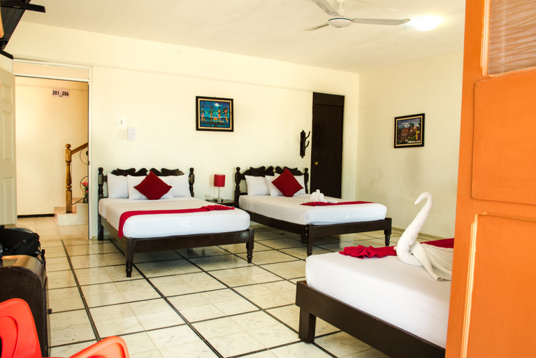 Bedroom 2, Hotel Murallas 231, Campeche