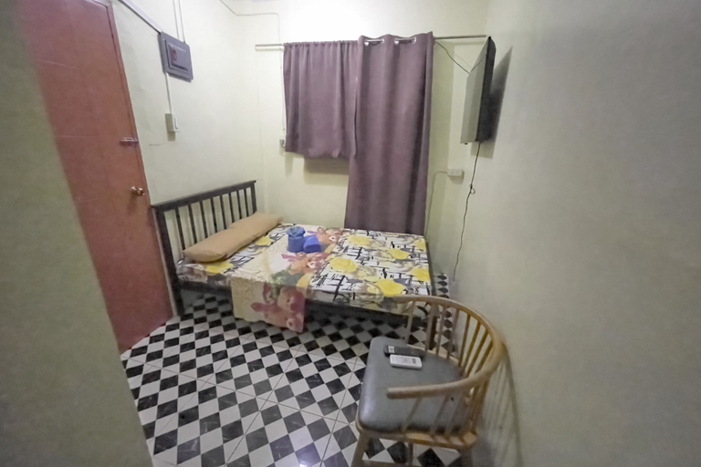 Bedroom 2, D and A Transient Inn Taguig, Taguig