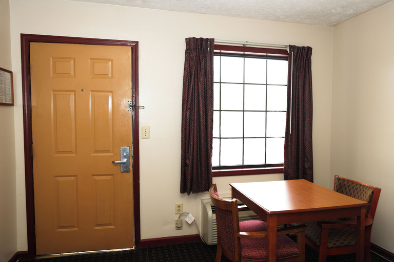 Dining Room, Hotel Deerfield Inn & Suites Acworth Atlanta, Cobb