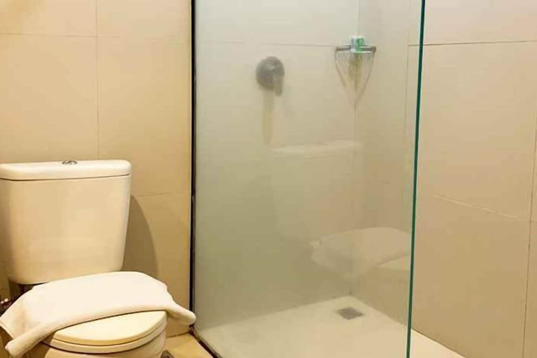 Bathroom 15