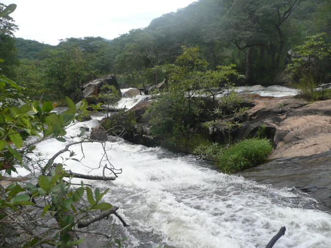 Others 4, Madrugada, Mutare