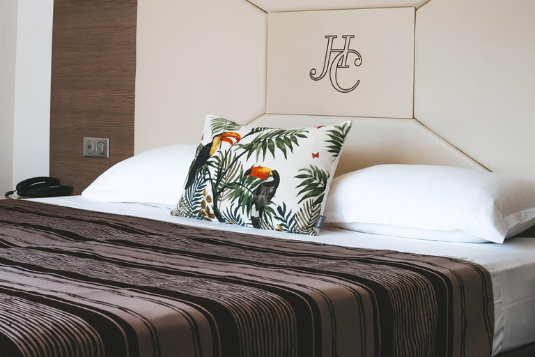 Bedroom, Calvi Hotel, Haute-Corse