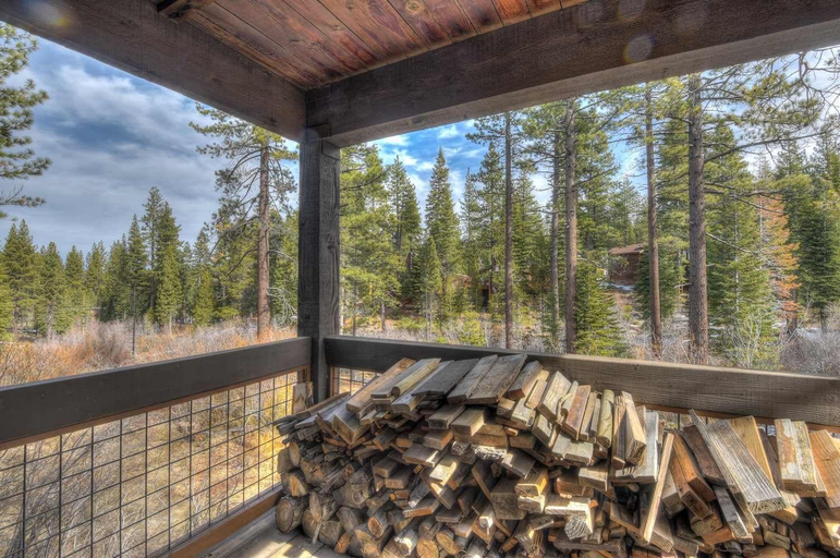Others 3, Silver Tree Sanctuary in Aspen Grove!, Placer