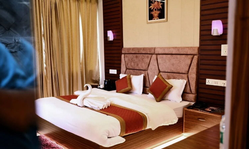 Bedroom 4, R Narayan Pleasant Inn Hotel - Guptkashi, Rudraprayag