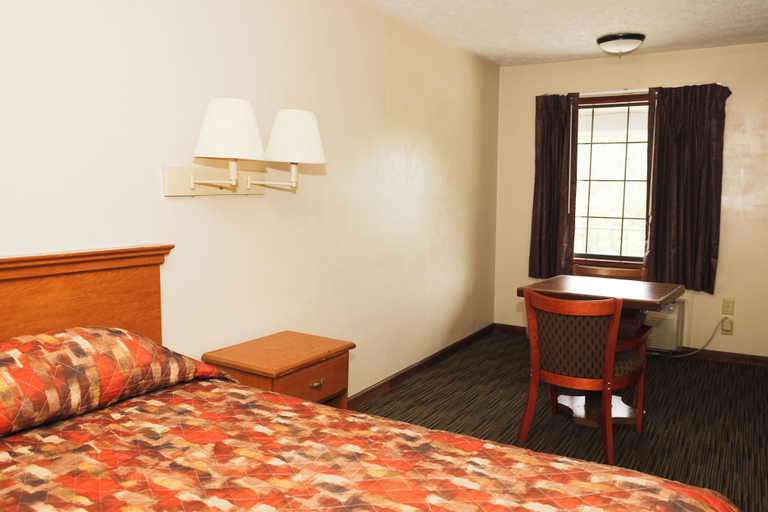 Room 4, Hotel Deerfield Inn & Suites Acworth Atlanta, Cobb