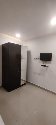 Others 5, Five Stones  By Earth Hotel Ekkatuthangal Guindy, Chennai