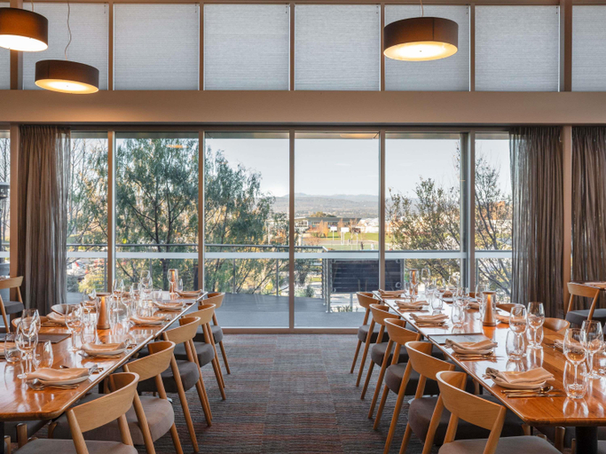 Food & Drinks 5, Peppers Silo Launceston, Launceston - Pt B