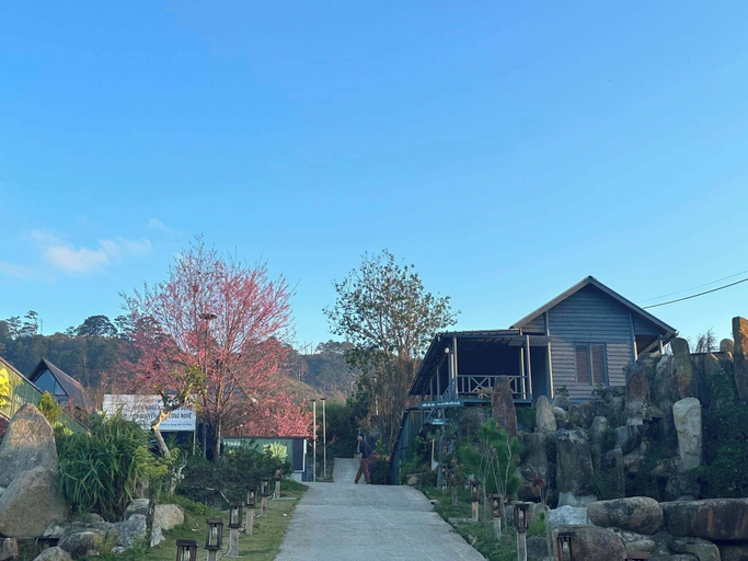 Exterior & Views 2, DA LAT THIEN VUONG HOMESTAY, Lạc Dương