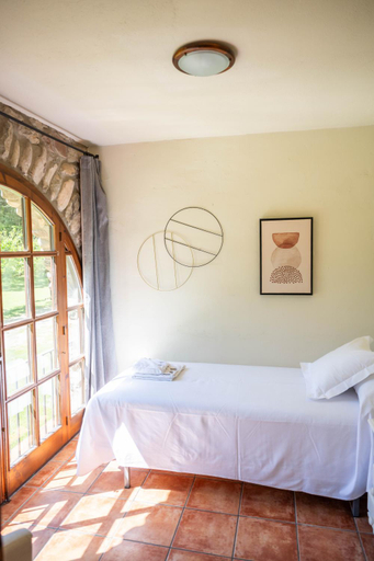 Bedroom 2, Can Torrotes, Girona