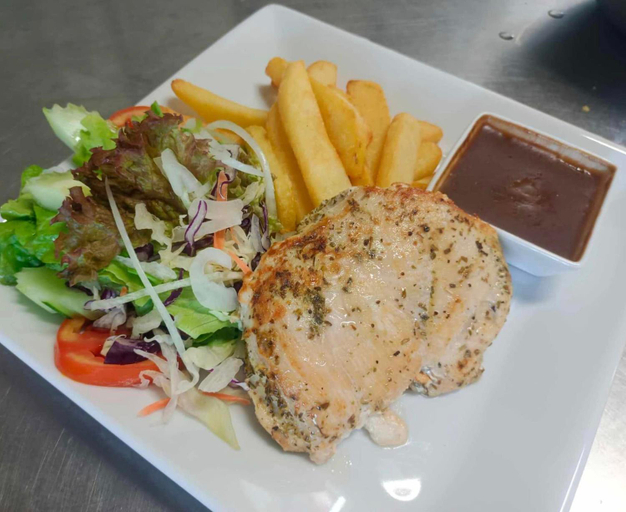 Food & Drinks 3, Elephant Sports Bar and Accommodation, Phuket Island