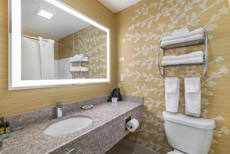 Bathroom 4, Best Western Plus Keene Hotel, Cheshire