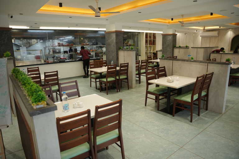 Food & Drinks 4, Denz Paradise, Kannur