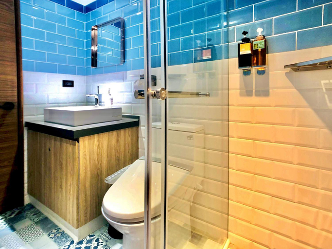 Bathroom 5, Journey Town Inn - Nanjing Branch I, Taipei City