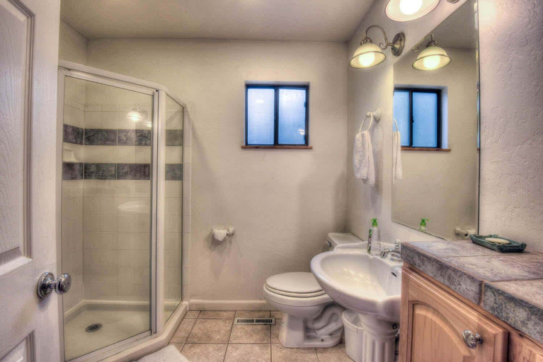 Bathroom 4, Glacier Forest Getaway HOA Access!, Nevada