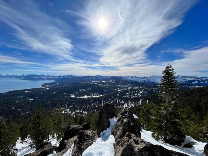 Others 3, Luxury Tahoe Chalet Minutes to Dining, Placer