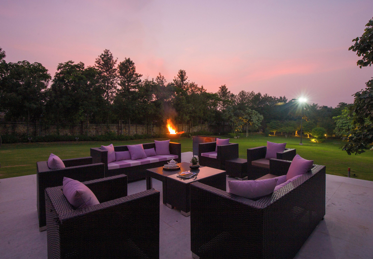Food & Drinks 3, ELIVAAS 5-BHK with Luxe Mudhouses, Tents, Pond & Pvt Pool | Kaimalgarh Farmstay, Gurgaon