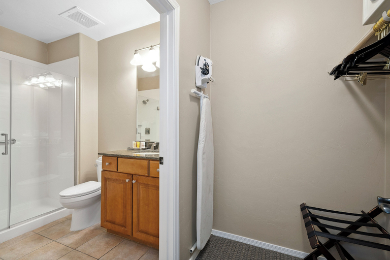 Bathroom 4, Canoa Ranch Golf Resort, Pima