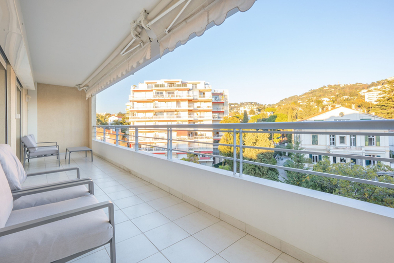 Room 5, Le Parisien in Cannes, Alpes-Maritimes