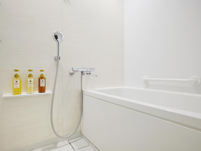 Bathroom 8
