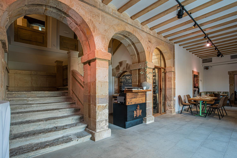 Public Area, Palacio de los Acevedo, Cantabria
