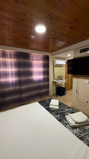 Room 5, Hotel Qden, Fatih