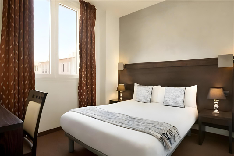 Bedroom 3, Hotel Byakko Nice, Alpes-Maritimes