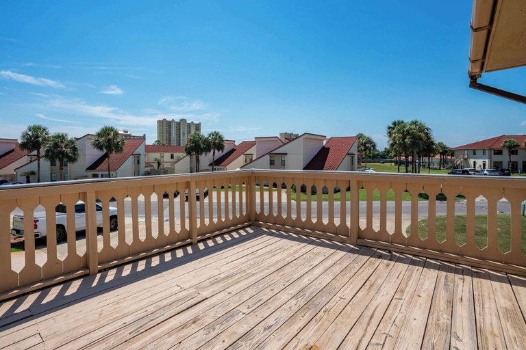 Others 4, Horizon Breeze Family Escape!, Bay