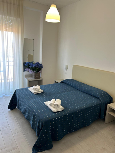 Bedroom 4, Hotel Concorde, Rimini
