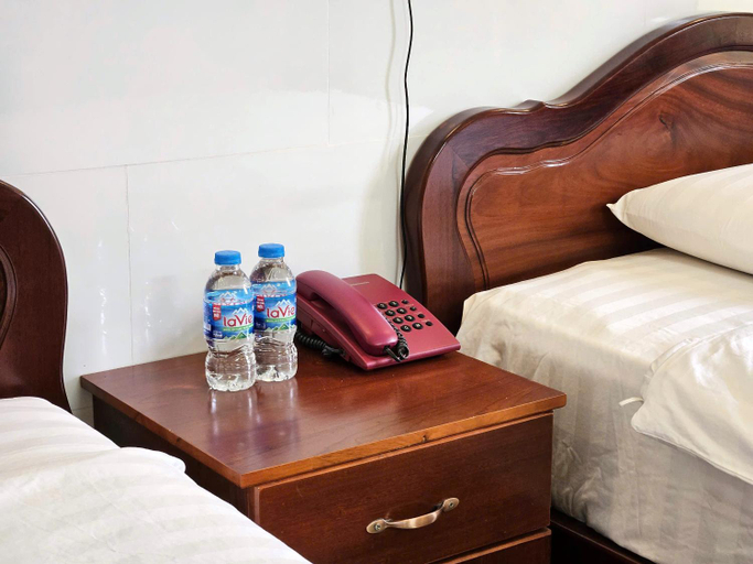 Bedroom 2, Khach san Long Ha, Ninh Kiều