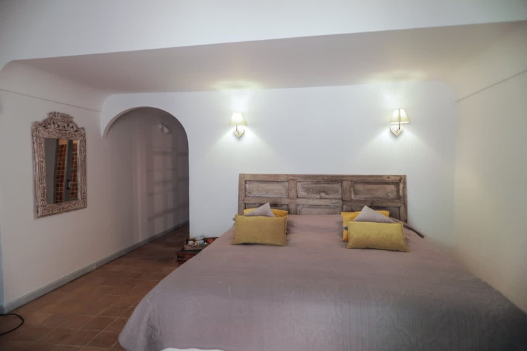 Room 3, Charming Mas Provencal With Swimming Pool, Bouches-du-Rhône