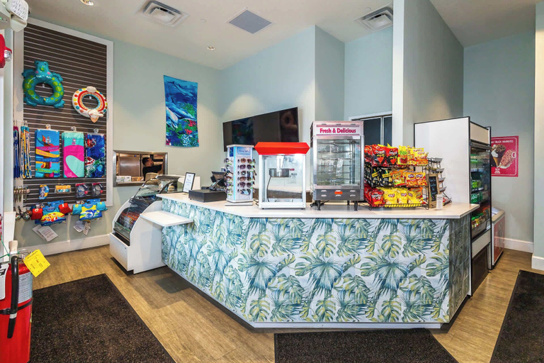 Food & Drinks 5, Adventure of a Lifetime! 5 BDR @ Windsor Island, Polk
