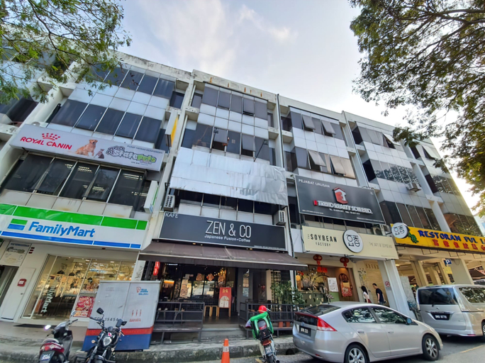 Gift shop, M Suite Menjalara Free Gym Pool, Kuala Lumpur