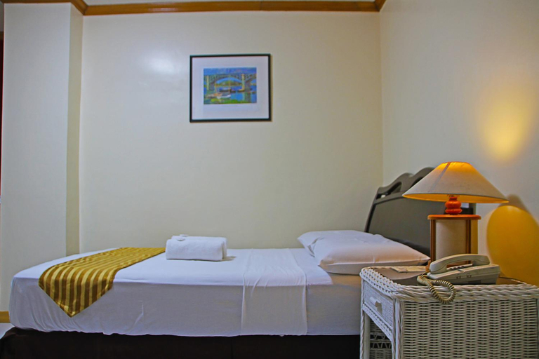 Bedroom 2, World View Pension House, Dumaguete City