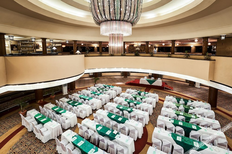 Food & Drinks 5, Safari Park Hotel, Kasarani