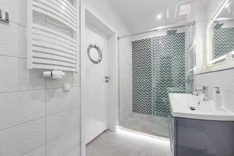 Bathroom 3, Sun & Snow, Nadmorze, Gdańsk City