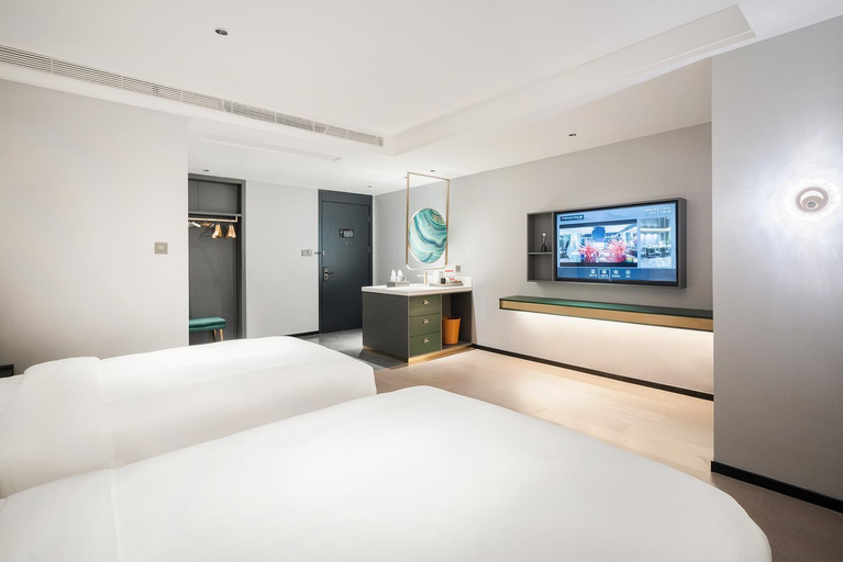 Bedroom 2, R ROYALSS HOTEL Chengdu Chunxi Road Taikoo Li, Chengdu