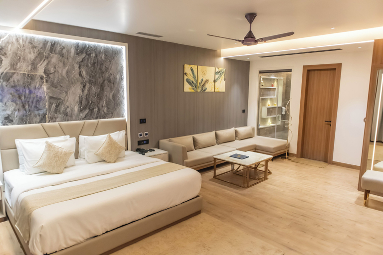 Bedroom 3, Narang Hotel, Hanumangarh