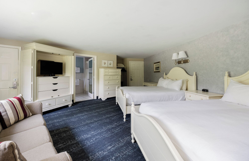 Bedroom 5, Blue Rock Resort, Barnstable