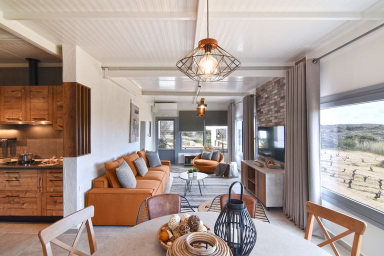 Others 5, Nino's Country House, South Aegean