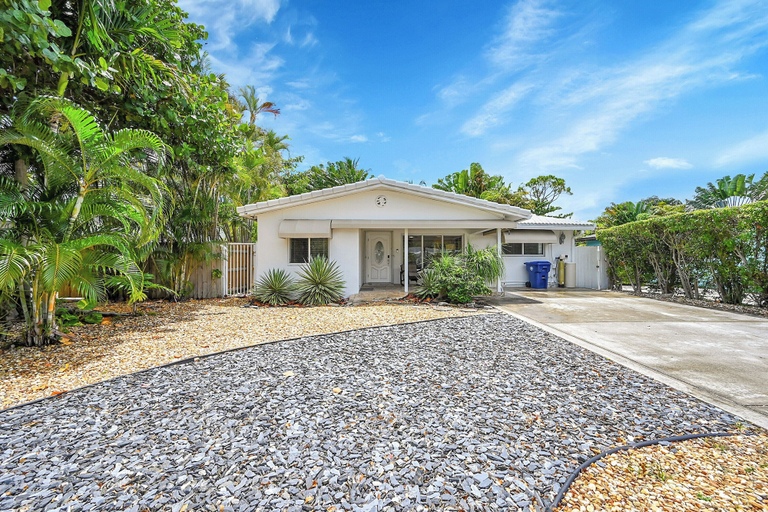 Exterior & Views 2, Inn On The Drive (Adults Only), Broward