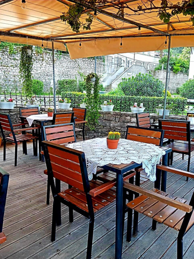 Food & Drinks, Silver Hill Guesthouse, Gjirokastrës
