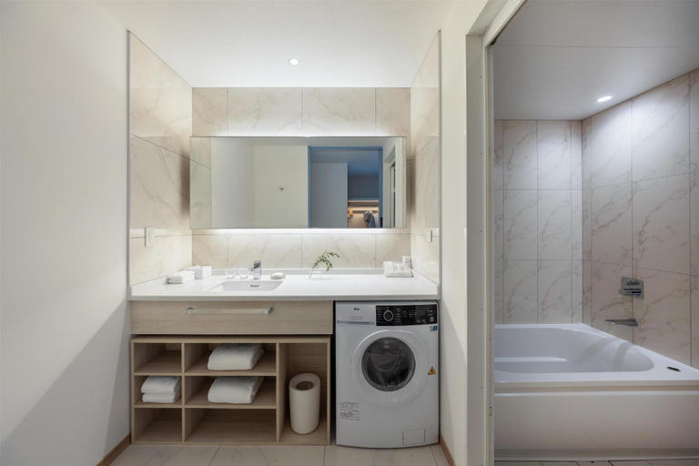 Bathroom 21