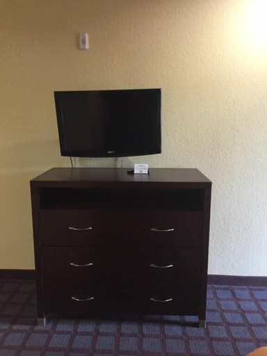 Others 5, Highlands Suites, Houston
