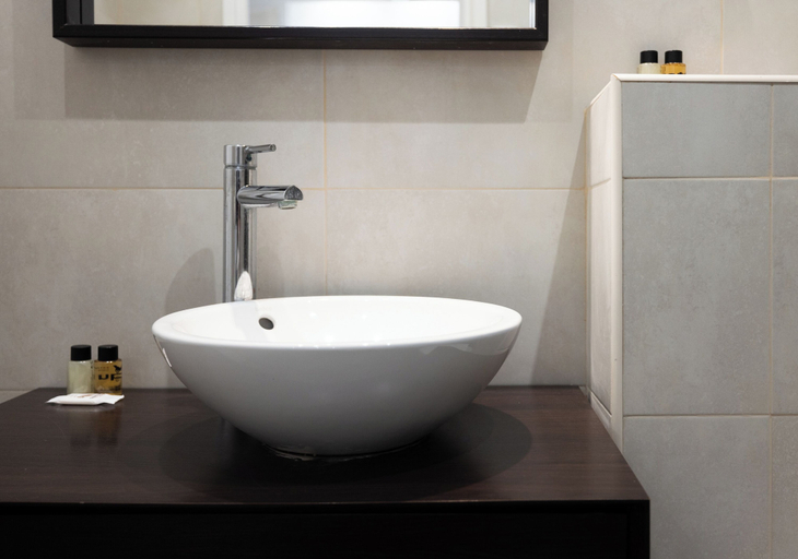 Bathroom 2, Stay U-nique Apartments Radas, Barcelona