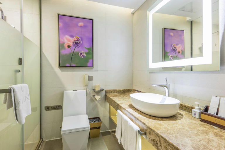 Bathroom 3, Lavande Hotel Suzhou Guanqian Pedestrain Branch, Suzhou