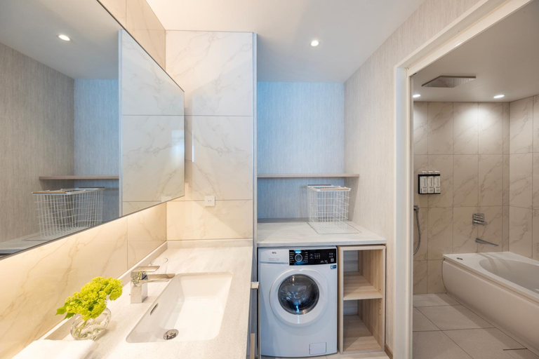 Bathroom 4