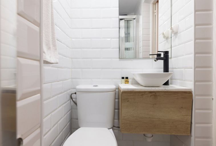 Bathroom 3, Stay U-nique Apartments Roger Llúria II, Barcelona