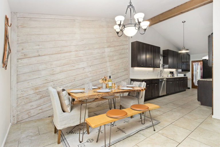 Dining 4, Peaceful Pines - Home Gym & Office, Near Trails, Larimer
