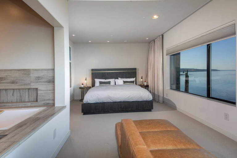 Others 5, Langley Waterfront Condo by Avantstay A+ Views, Island
